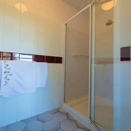 Aisleigh בית הארחה