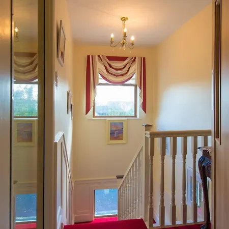 Aisleigh 3* Carrick on Shannon