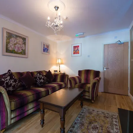 Aisleigh Carrick on Shannon